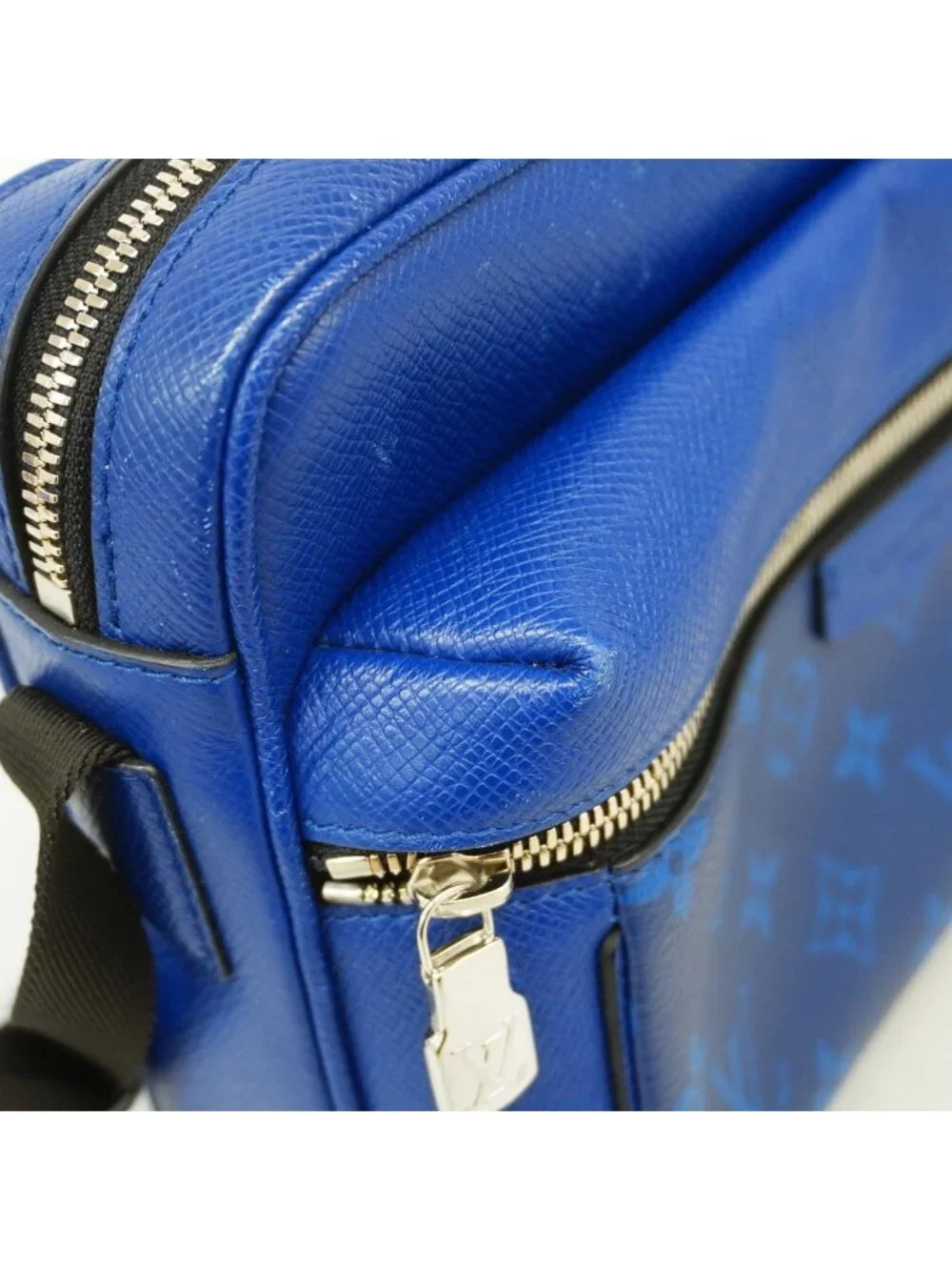 Louis Vuitton Shoulder Bag Taigarama Outdoor Messenger PM Cobalt